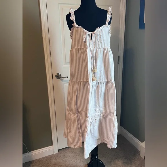 J. Crew cotton-linen tiered maxi dress. Small - Picture 2 of 10